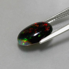 Opala negra multicolorido natural 2,26ct, corte oval, opaco