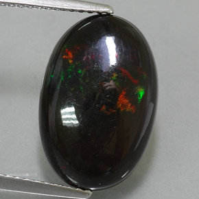 Opala negra multicolorido natural 4,78ct, corte oval, opaco