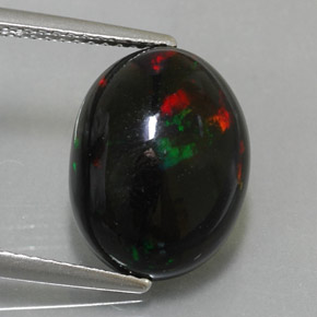 Opala negra multicolorido natural 4,50ct, corte oval, opaco