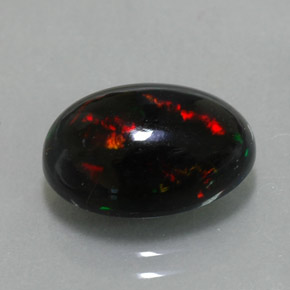 Opala negra multicolorido natural 3,75ct, corte oval, opaco