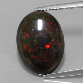 Opala negra multicolorido natural 3,60ct, corte oval, opaco