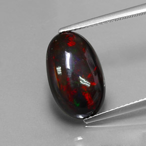 Opala negra multicolorido natural 3,80ct, corte oval, opaco
