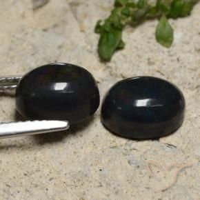 Pedras preciosas de Opala negra Multicolorido natural de 3.23 ct, oval, Translúcido