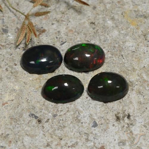 Pedras preciosas de Opala negra Multicolorido natural de 4.58 ct, oval, Translúcido