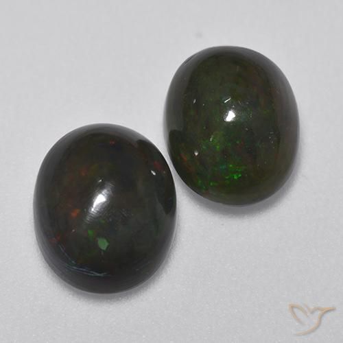 Pedras preciosas de Opala negra Multicolorido natural de 2.72 ct, oval, Translúcido