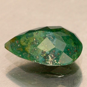 Pedra de sangue verde natural 0,63ct, formato de pêra, opaco