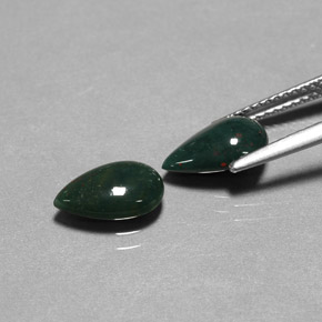 Pedras preciosas de pedra de sangue verde natural de  ct, formato de pêra, opaco