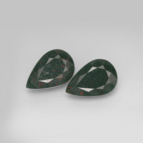 Pedras preciosas de pedra de sangue verde natural de  ct, formato de pêra, opaco