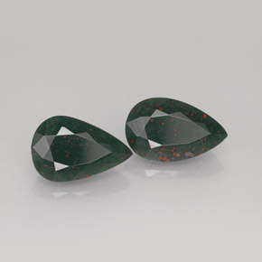 Pedras preciosas de Pedra de Sangue verde manchado natural de  ct, Formato de pêra, Opaco