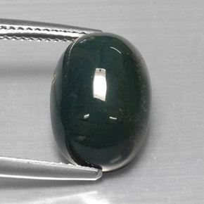 Pedra de sangue verde natural 7,81ct, corte oval, opaco