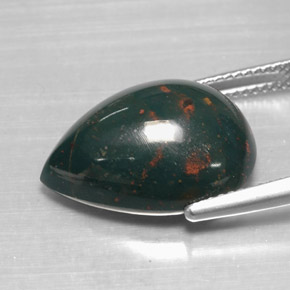 Pedra de sangue verde natural 12,07ct, formato de pêra, opaco