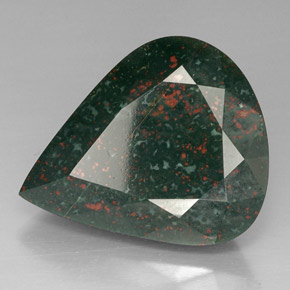 Pedra de sangue verde natural 39,03ct, formato de pêra, opaco