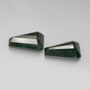 Pedras preciosas de pedra de sangue verde natural de  ct, forma extravagante, opaco