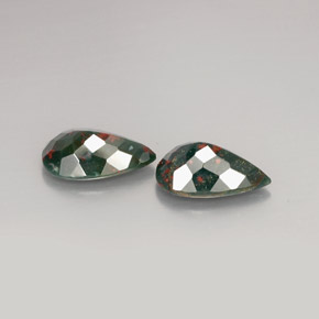 Pedras preciosas de pedra de sangue verde natural de  ct, formato de pêra, opaco