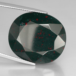 Pedra de sangue verde manchado natural 30,31ct, corte oval, opaco