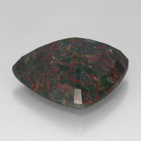 Pedra de Sangue verde manchado Natural 31.69ct, Trilhão, Opaco