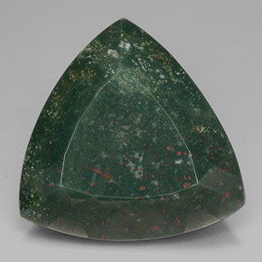 Pedra de sangue verde natural 62,13ct, trillion, opaco