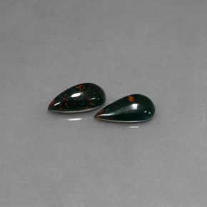 Pedras preciosas de pedra de sangue verde natural de  ct, formato de pêra, opaco