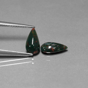 Pedras preciosas de pedra de sangue verde natural de  ct, formato de pêra, opaco