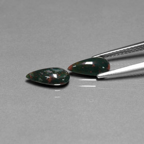 Pedras preciosas de pedra de sangue verde natural de  ct, formato de pêra, opaco
