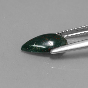 Pedra de sangue verde natural 0,82ct, formato de pêra, opaco