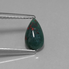 Pedra de sangue verde natural 0,69ct, formato de pêra, opaco