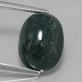 Pedra de sangue verde natural 4,74ct, corte oval, opaco