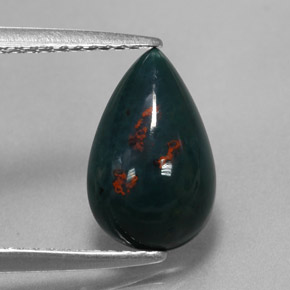 Pedra de Sangue verde manchado Natural 2.13ct, Formato de pêra, Opaco
