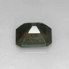 Pedra de sangue verde natural 4,90ct, corte esmeralda, opaco