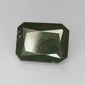 Pedra de Sangue verde manchado Natural 8.69ct, Corte Esmeralda, Opaco