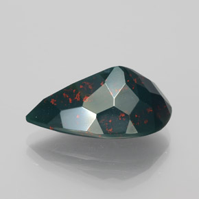 Pedra de Sangue verde manchado Natural 9.46ct, Formato de pêra, Opaco