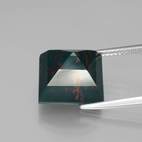 Pedra de sangue verde natural 9,60ct, quadrado, opaco