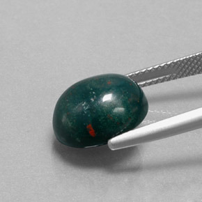 Pedra de sangue verde natural 6,77ct, corte oval, opaco