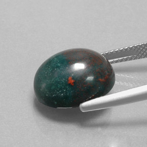 Pedra de sangue verde natural 8,92ct, corte oval, opaco