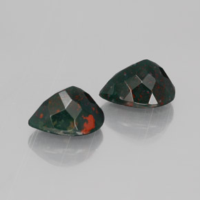 Pedras preciosas de pedra de sangue verde natural de  ct, formato de pêra, opaco