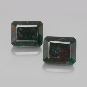 Pedras preciosas de pedra de sangue verde natural de  ct, corte esmeralda, opaco
