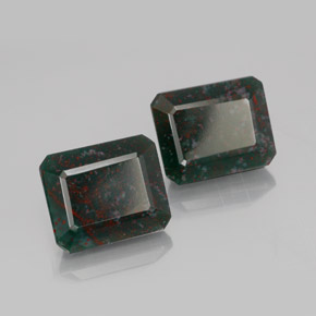 Pedras preciosas de pedra de sangue verde natural de  ct, corte esmeralda, opaco