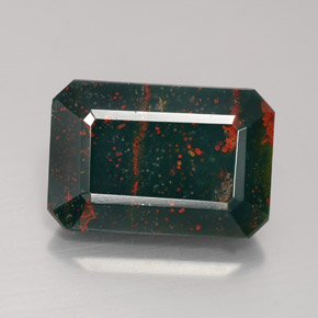 Pedra de Sangue verde manchado Natural 9.75ct, Corte Esmeralda, Opaco