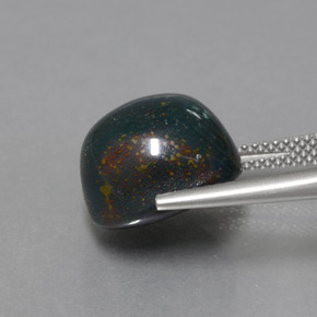 Pedra de sangue verde natural 10,68ct, corte oval, opaco