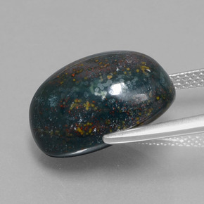 Pedra de sangue verde natural 12,09ct, corte oval, opaco