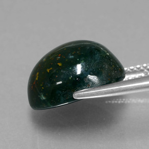 Pedra de sangue verde natural 7,40ct, corte oval, opaco