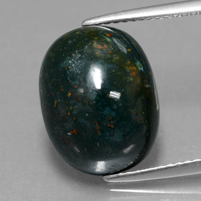 Pedra de sangue verde natural 7,75ct, corte oval, opaco