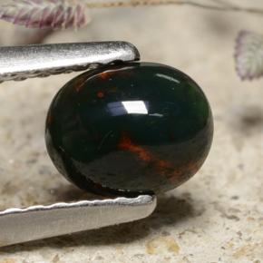 Pedra de sangue verde natural 0,53ct, corte oval, opaco