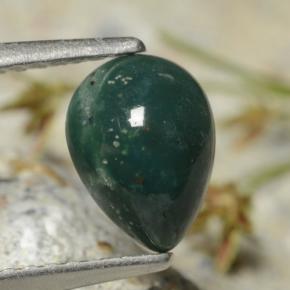 Pedra de sangue verde natural 1,09ct, formato de pêra, opaco