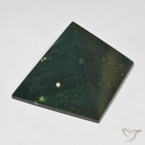 125.94ct Natural Verde escuro Pedra de Sangue, Quadrado, Opaco