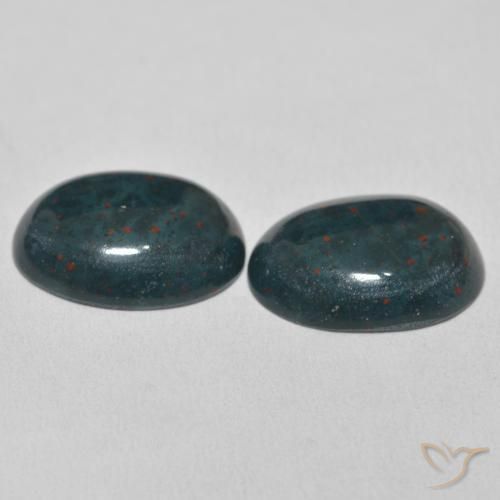 Pedras preciosas de Pedra de Sangue verde escuro natural de 17.33 ct, oval, Opaco