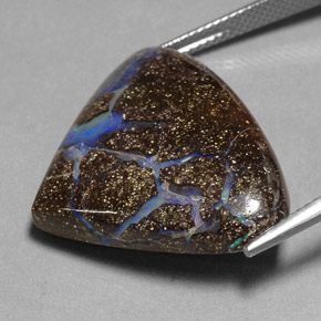 Opala boulder multicolorido natural 27,56ct, formato de pêra, opaco