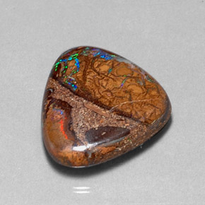 Opala boulder multicolorido natural 16,78ct, trillion, opaco