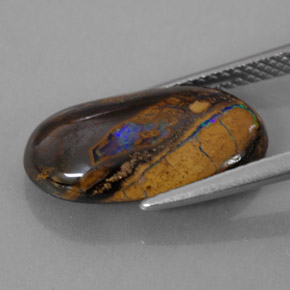 Opala boulder multicolorido natural 5,89ct, corte oval, opaco