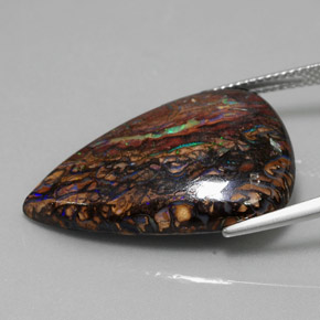 Opala boulder multicolorido natural 21,74ct, formato de pêra, opaco